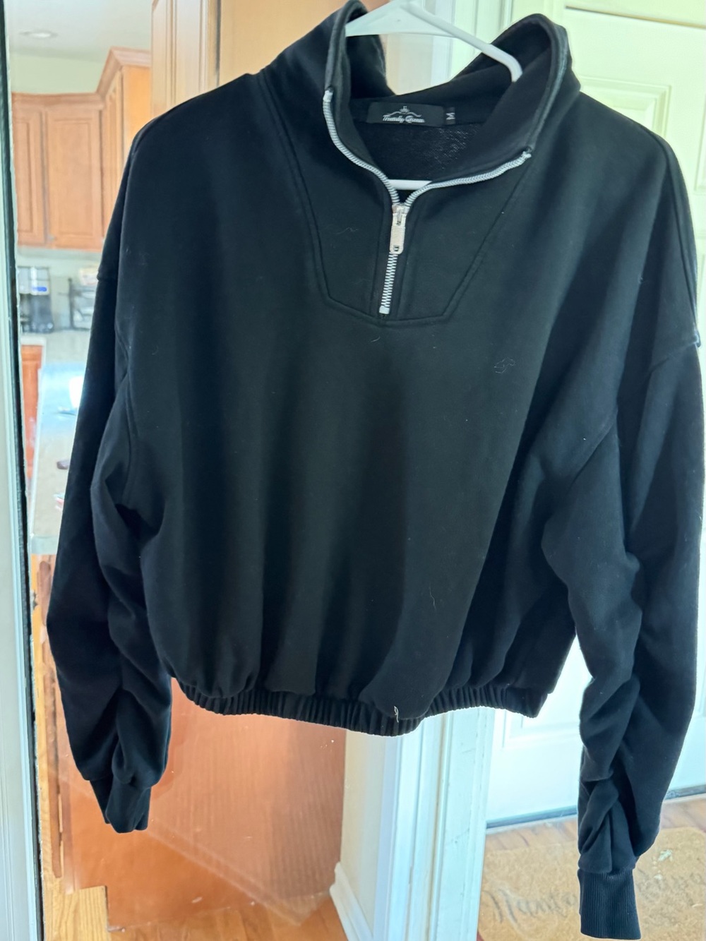 Trendy Queen Cropped Black Quarter-Zip Pullover Sweatshirt Sz. Large